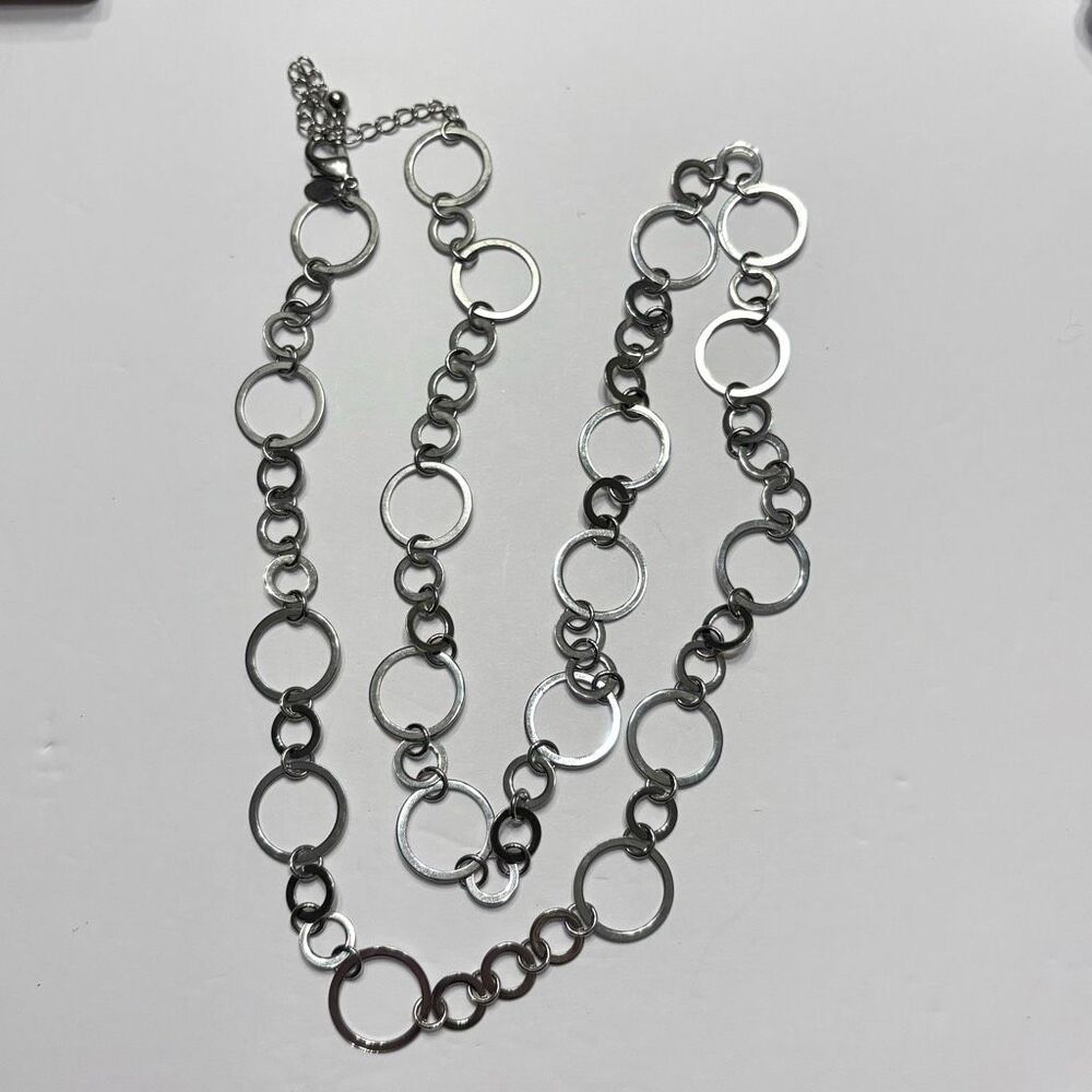 Chico’s Alternating Endless Circle Hoop Link Silver Tone Chain Necklace